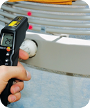 testo 830: Infrared temperature checks e.g. for industrial electrical heaters testo 830: IR temperature checks